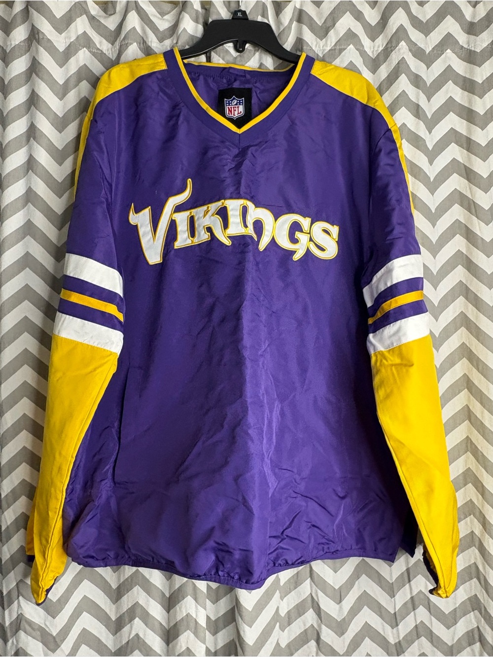 NFL Minnesota Vikings Purple & Yellow men’ Pullover Top